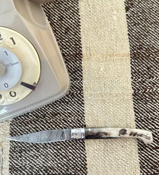 Autentico coltello sardo, Pattadese con lama Damasco.